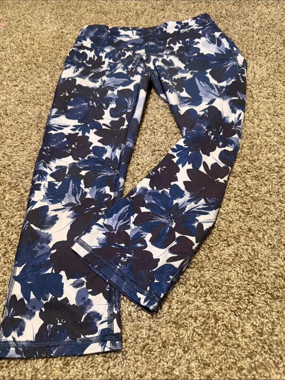 Powerhold by Fabletics capri leggings (L) - EUC!
